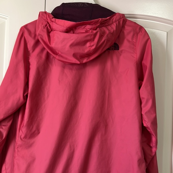 North Face Windbreaker - Picture 4 of 4